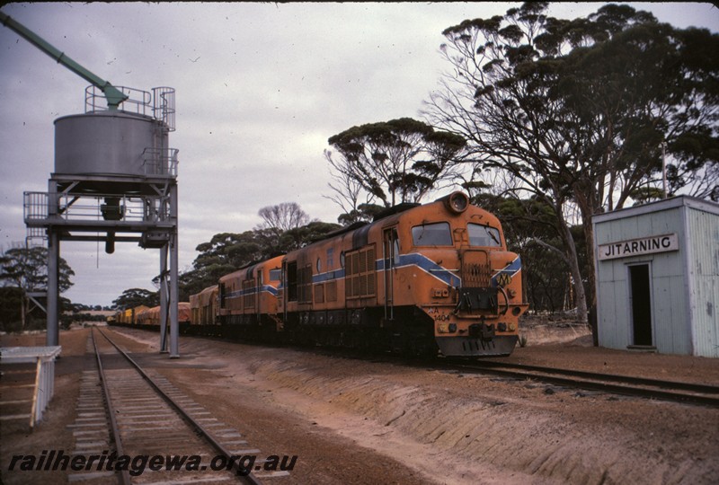 P13154
XA class1404 double heading with XA class 1405 