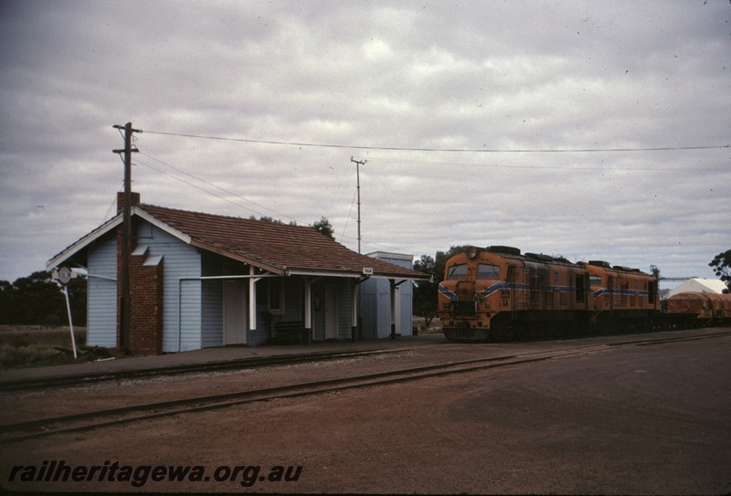 P13171
XA class 1404 