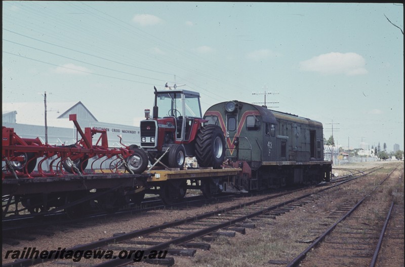 P13192
F class 42, coupled to the two wagons with agricultural machinery from the Massey Ferguson plant, Maylands. 
