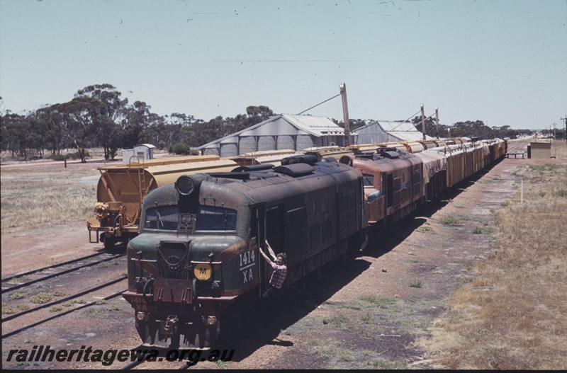 P13194
XA class 1414 