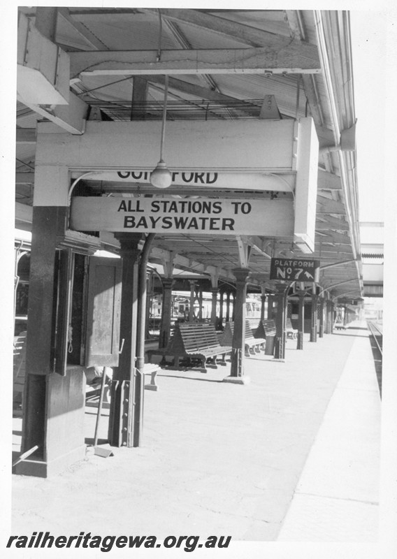 P13213
2 of 23 views of the destination boards on the platforms of Perth Station. These boards were removed on 4th and 5th of December, 1982.. 