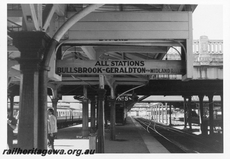P13222
11 of 23 views of the destination boards on the platforms of Perth Station. These boards were removed on 4th and 5th of December, 1982. 