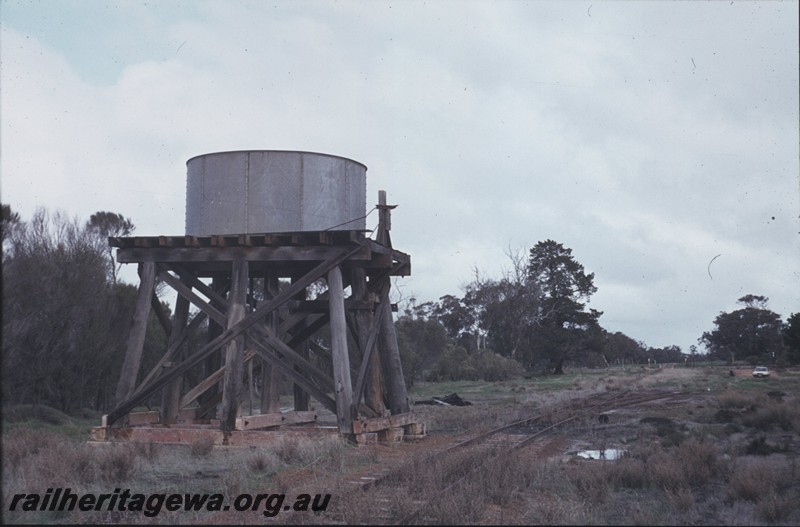 P13278
Water tower, circular 10,000 gallon, Nookanellup, DK line, 
