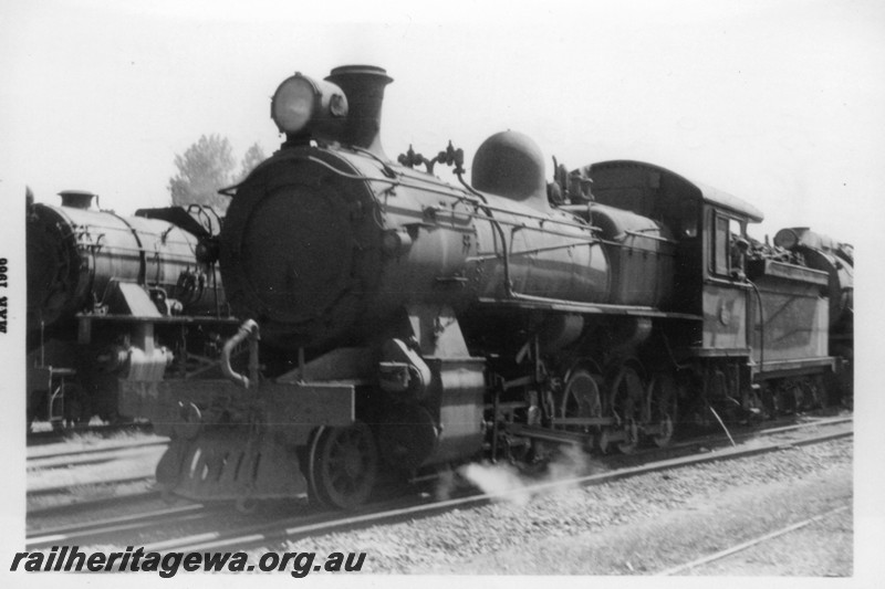 P13333
FS class 449, S class 545 double heading, Collie, BN line, ready to depart on an empty coal train.
