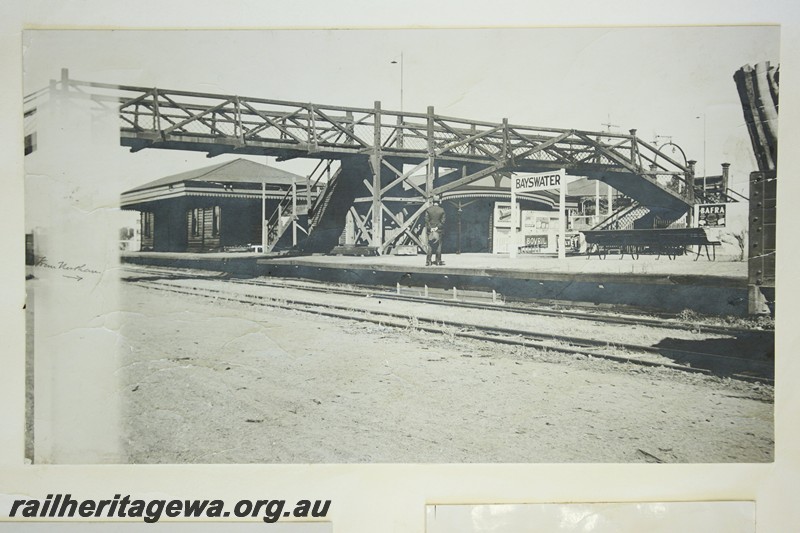 P13486
4 of 9 images of the buildings and structures at Bayswater Station, ER line, 
