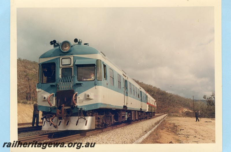 P13580
ADX class 670 in experimental blue livery, Avon Valley line, front and side view
