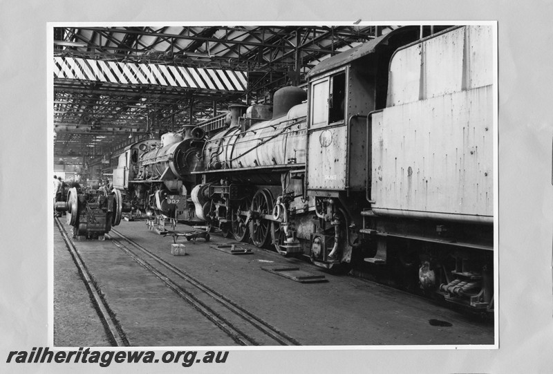 P13608
PMR class 720, W class 907, Midland Workshops, being prepared for transportation to South Australia
