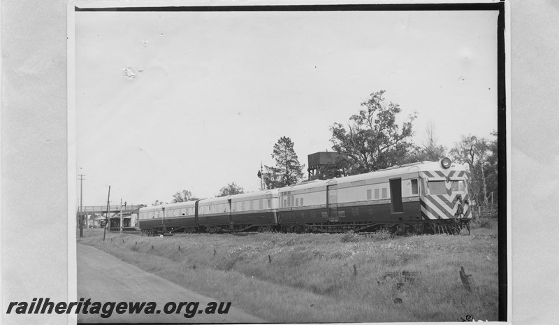 P13617
ADF class 490 