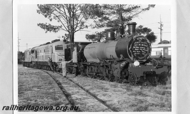 P13636
DD class 596,being removed from the Rail Transport Museum by an X class to be taken to the Midland Workshops to be restored to running condition.
