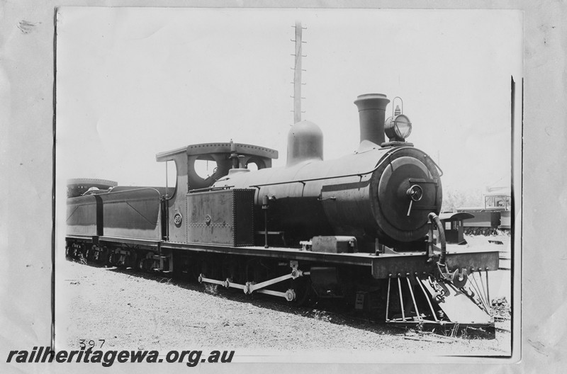 P13657
O class 93, side and front view, early photo
