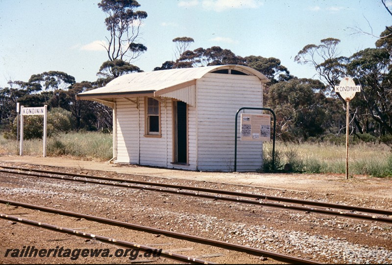 P13846
5 of 7 views of the structures in the station precinct, Kondinin, NKM line, shelter she, nameboard, trackside and end view.
