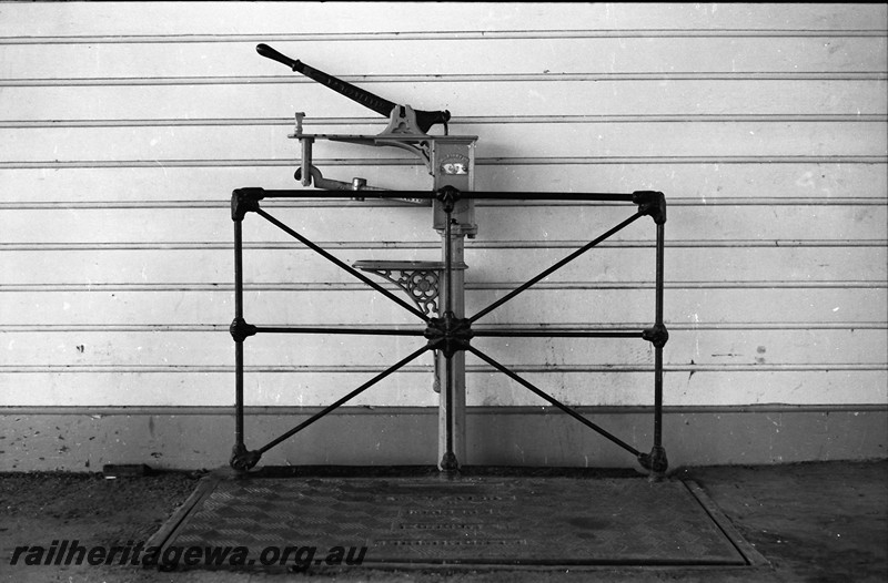 P13877
Platform scales, Tambellup, GSR line, front on view.
