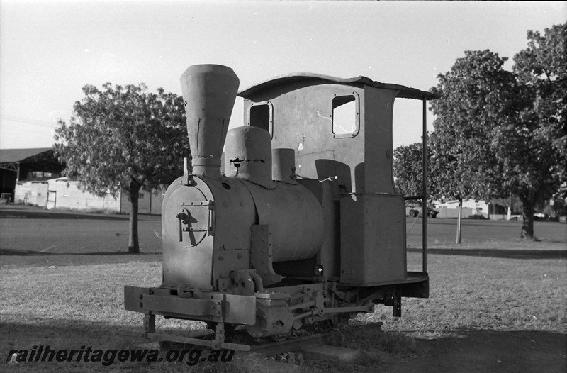 P13902
2 of 3 views of the 0-4-0 2ft gauge steam loco built by 