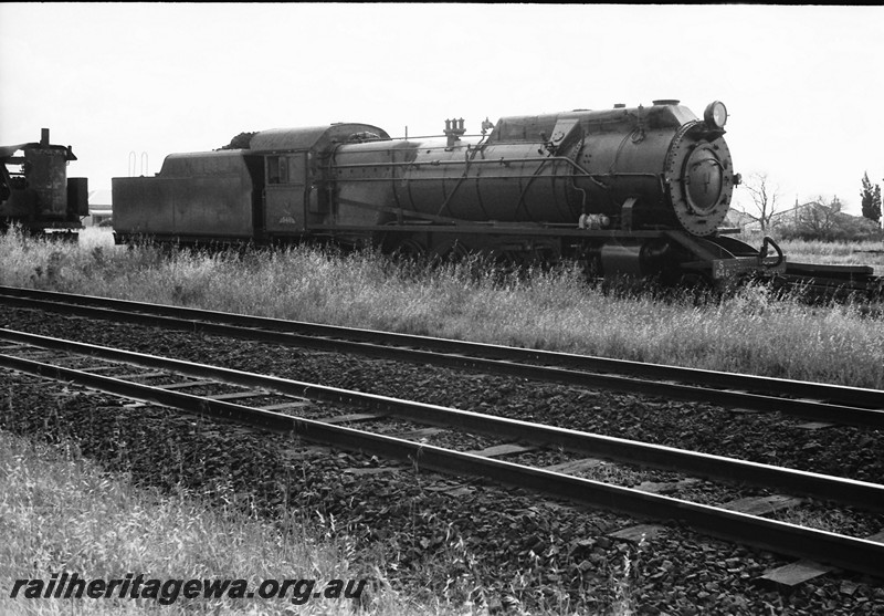 P13915
S class 546, East Perth loco depot, side and front view
