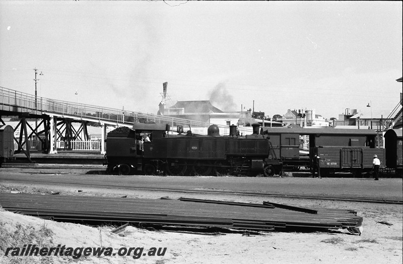 P14043
DM class 582, GE class 12750, Subiaco, ER line, side view.
