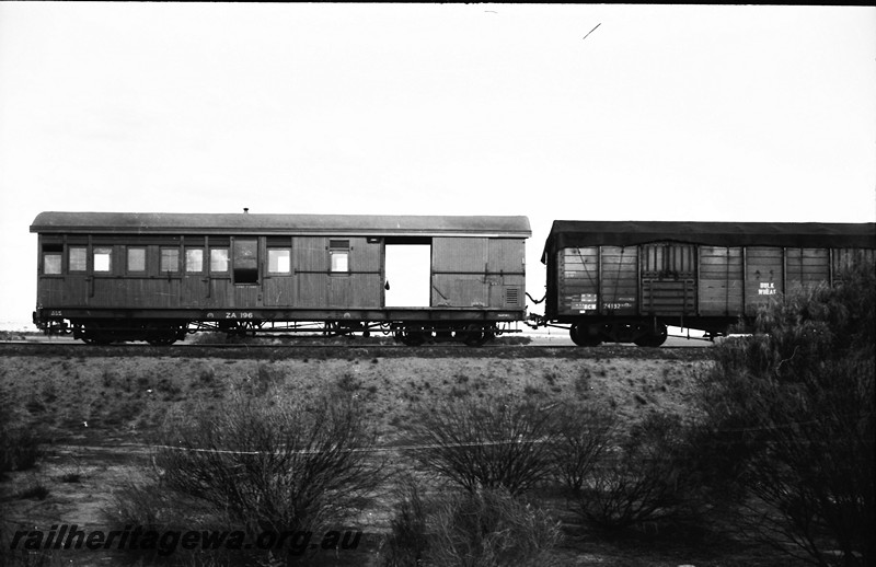 P14074
ZA class 196 brakevan, side view and RCW class 24192 open wagon with 