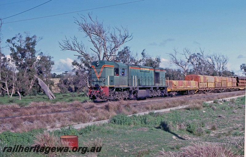P14084
R class 1901, Kwinana, Cockburn Junction to Kwinana railway, goods train
