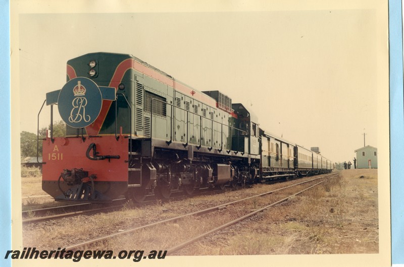 P14094
Queen Mother Royal Visit 1966, A class 1511, Australind set, water tower, station building, Pinjarra, SWR line. (ref: 