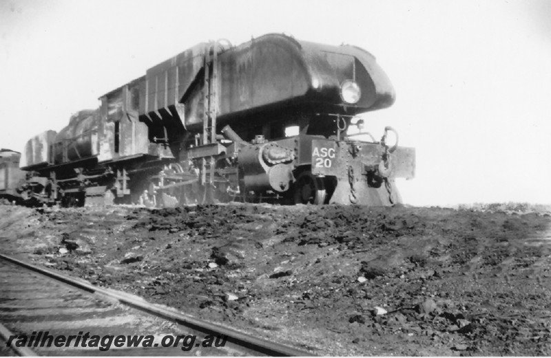 P14236
ASG class 20, Kalgoorlie loco depot, side and rear view
