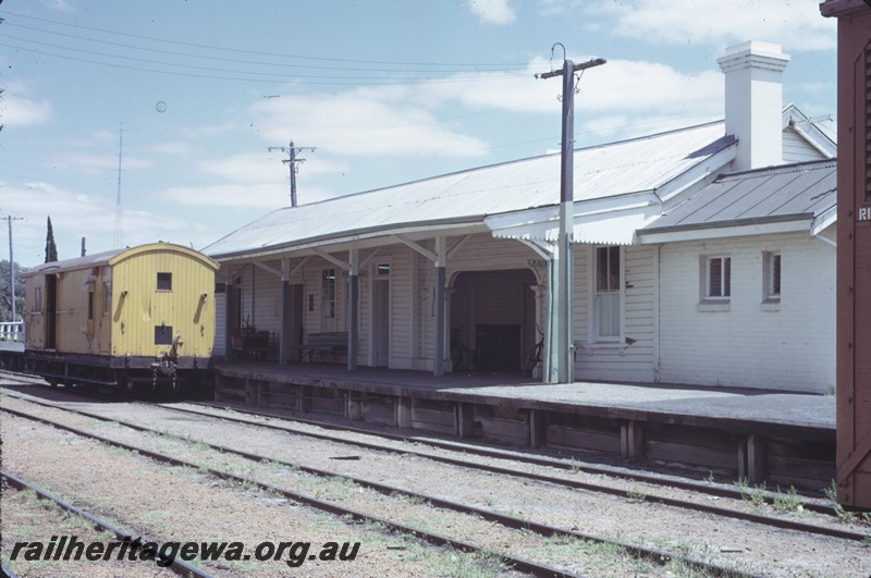 P14268
Station buildings, side view, brakevan, Busselton, BB line.
