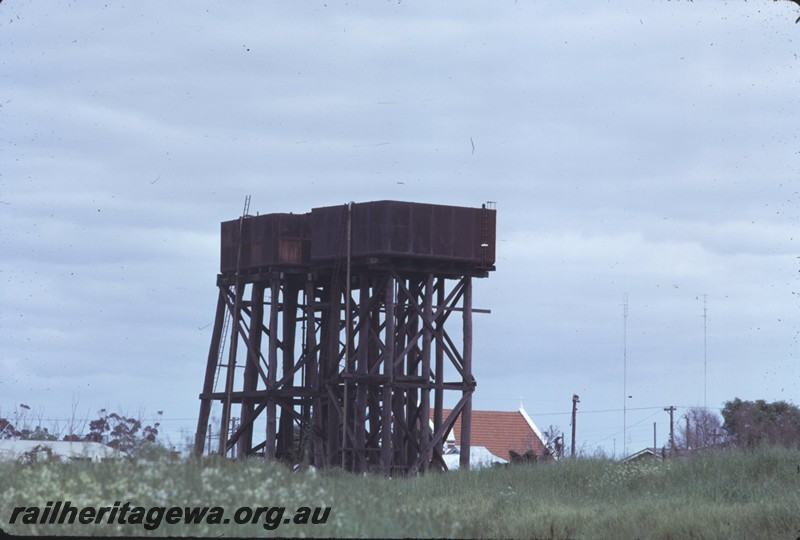 P14349
Water tower, two 25,000 gallon cast iron tanks side by side, Brunswick, SWR line.
