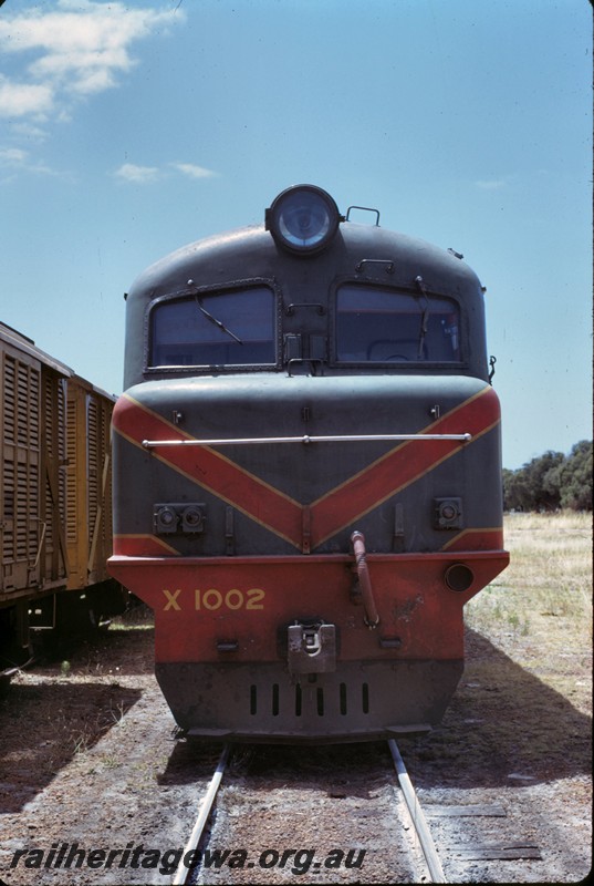 P14367
X class 1002 BIBBULMUN, front view, Busselton, BB line. 
