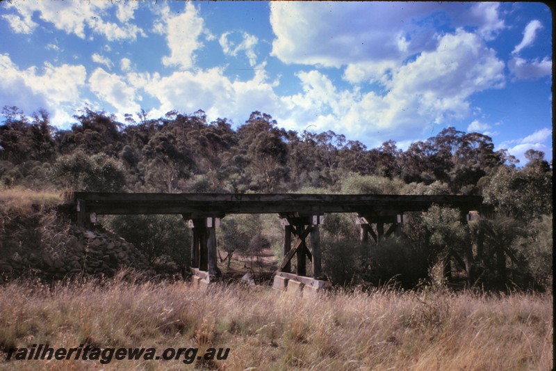 P14443
Trestle bridge, Clackline, CM line, side view.
