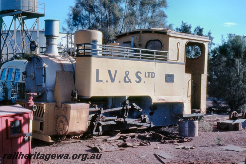 P14487
Lake View & Star Ltd. Loco, Orenstein & Koppel 0-6-0T, builders No.4242, Great Boulder mine, Kalgoorlie, front and side view, derelict, 
