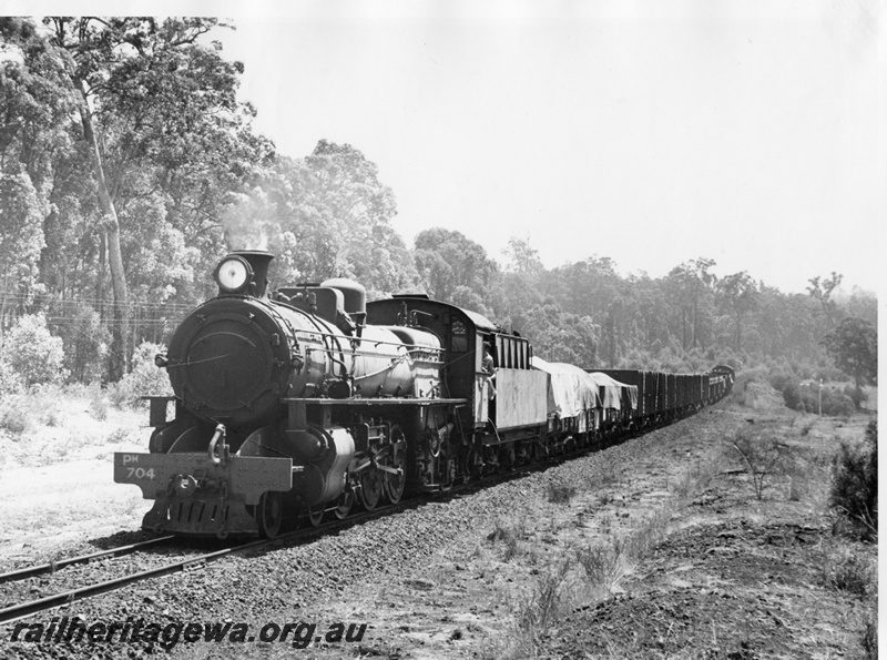 P14539
PM class 704, location Unknown, goods train.
