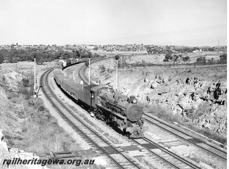 P14553
PM class 719, searchlight signals, Avon Yard near where the GSR line meets the dual gauge
