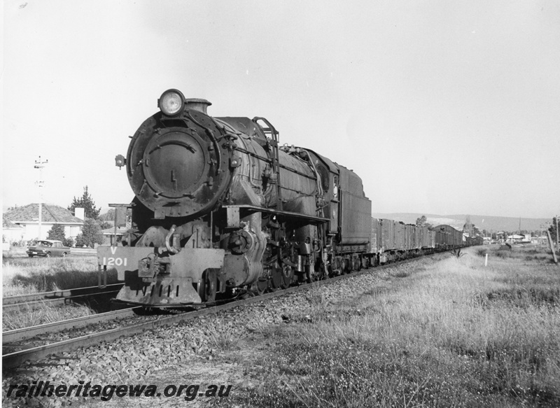 P14582
V class 1201, SWR line, goods train.
