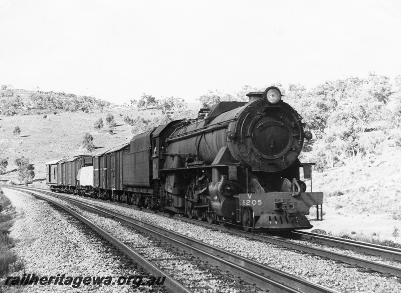 P14586
V class 1205, FDM class van in consist, Avon Valley line, goods train.
