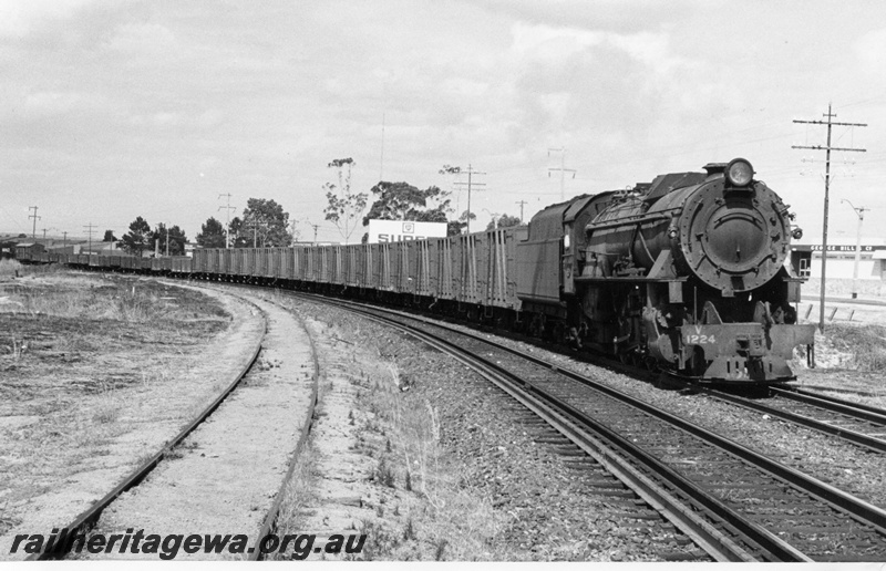 P14606
V class 1224, Bayswater, ER, shows line leading to Brady's plaster works, goods train
