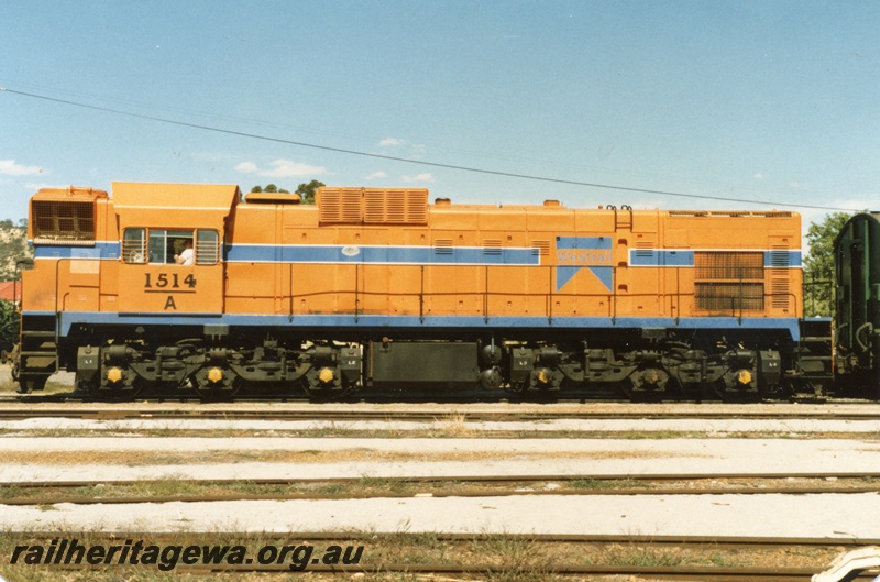 P14712
A class 1514 diesel locomotive in Westrail orange livery, side view, York, GSR line.
