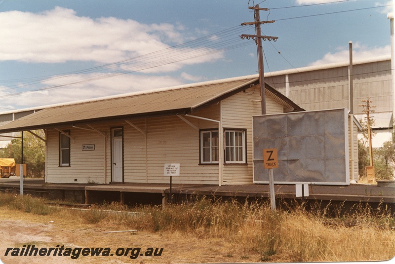 P14763
Station building, Picton, SWR line, side and end view
