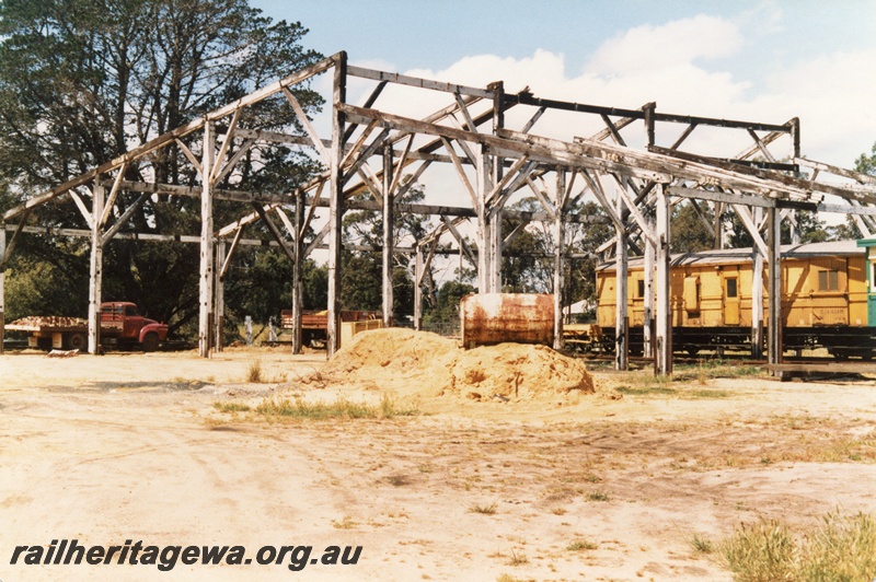 P14768
Re-erection of a section of the Bunbury roundhouse at Boyanup museum, framework only
