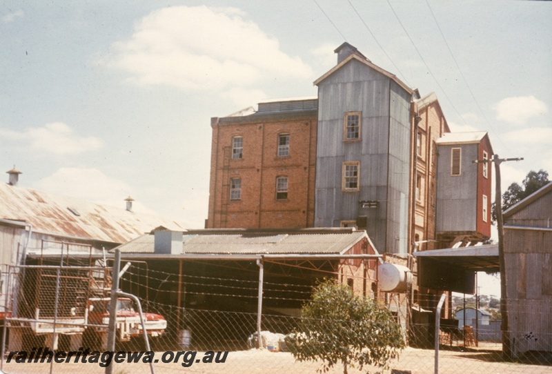 P14777
Flour mill. York, GSR line, rear and side view
