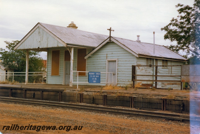 P14796
3 of 4 images of the station buildings at Beverley, GSR line, two platform buildings, trackside and north end view.
