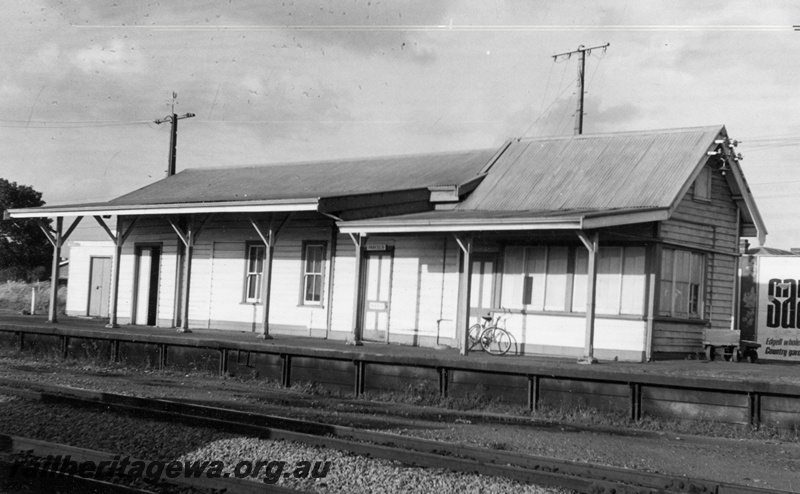 P14803
Station building and original signal box, Rivervale, SWR line, trackside and east end view
