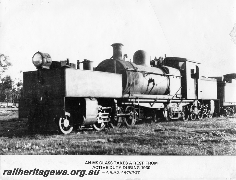 P14890
MS class Garratt articulated steam locomotive, front and side view. Location Unknown.
