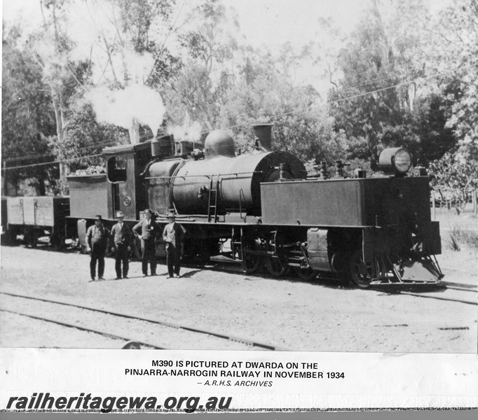 P14893
M class 390 Garratt articulated steam locomotive, side and front view, Dwarda, PN line.
