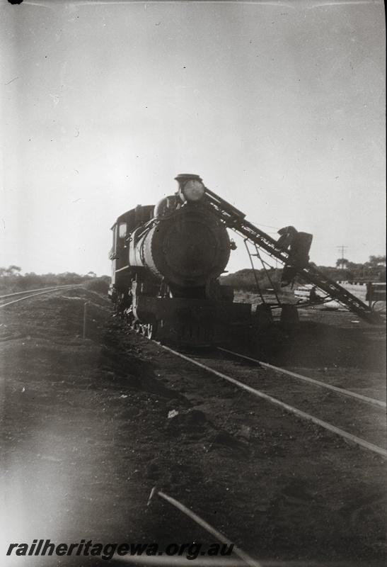 P14902
ES class 346 steam locomotive, side and front view, coal elevator, Wongan Hills loco, EM line, c1950.
