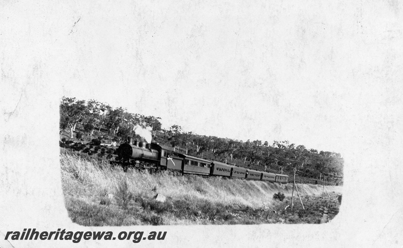 P14968
Latest type E class steam loco with 172 ton load on Albany Passenger near Swan View. ER line
