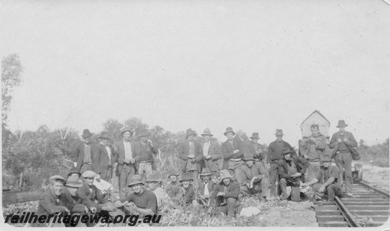 P14970
Track construction on Esperance line at 48mile. Group of construction workers. CE line.
