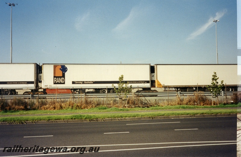 P15010
Trailer Railers RANR 1103 and RANR 1101, on bogies, Forrestfield, side view
