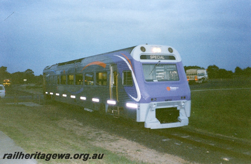 P15018
ADP class 101 Australind power car, Koombana Bay, Bunbury, unveiling of the new livery, side and front view, photo taken in the evening
