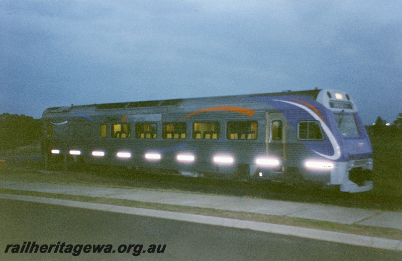 P15019
ADP class 101 Australind power car, Koombana Bay, Bunbury, unveiling of the new livery, mainly a side view, photo taken in the evening
