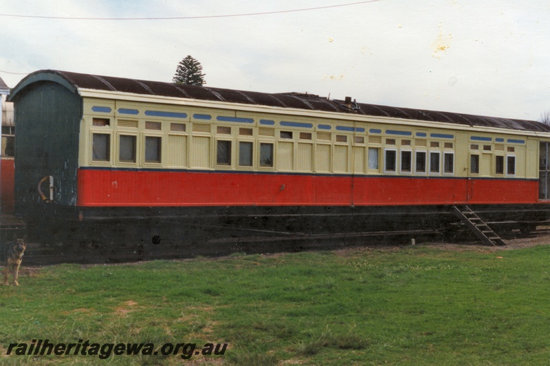 P15139
VW class 5125, ex AS class 376 second class suburban carriage with a brake /guards compartment, cream and red livery, end and side view, at the Bellarine Peninsular Railway, Victoria
