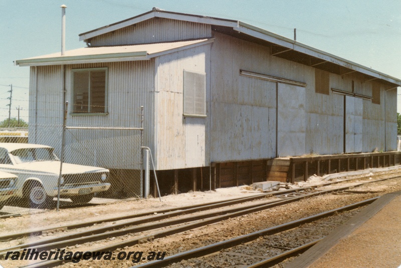 P15161
Goods shed at Welshpool, SWR line, end and trackside view
