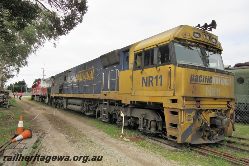 P15205
Pacific National NR class 11 trailing Mineral Resources loco MRL class 006 